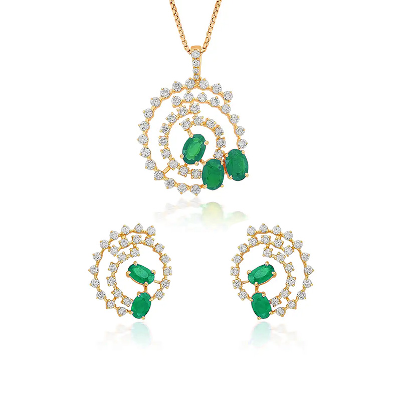 Eye-catching, Vibrant Gemstone studded Diamond Pendant Set